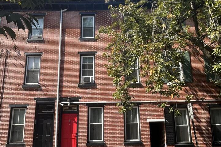 13 W Barnard St student house for rent in West Chester, PA