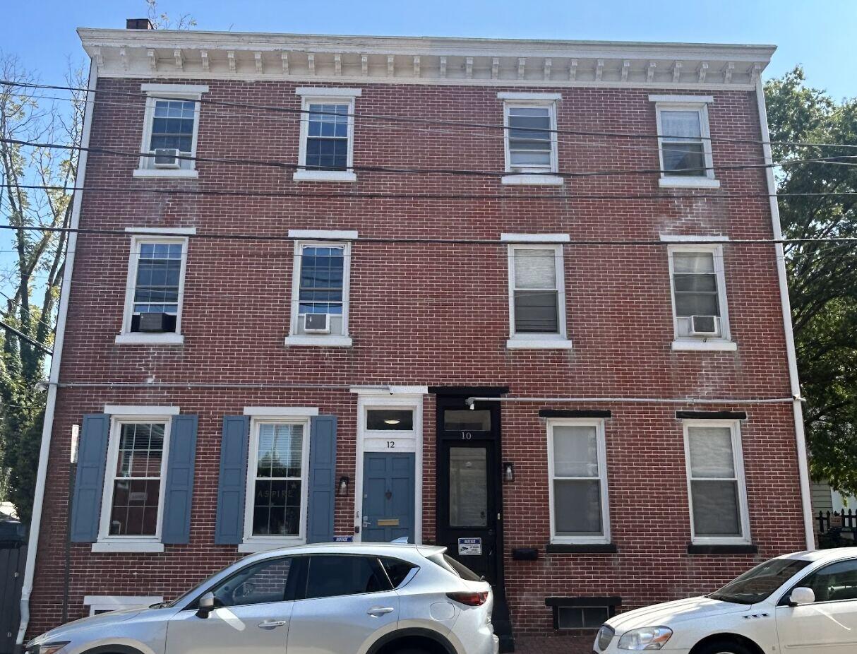 12 E Barnard St student house, West Chester PA – photo 1