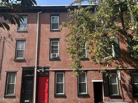 13 W Barnard St student house, West Chester PA – photo 1