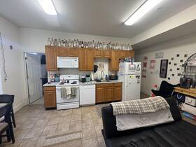 西切斯特大学附近 303 S High St, Unit 2 出租房 – 照片 2